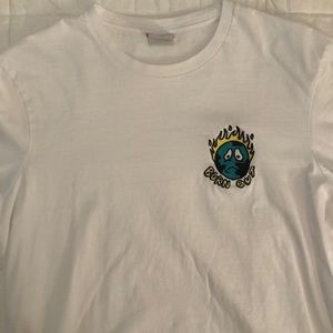 Men’s white embroidered t shirt